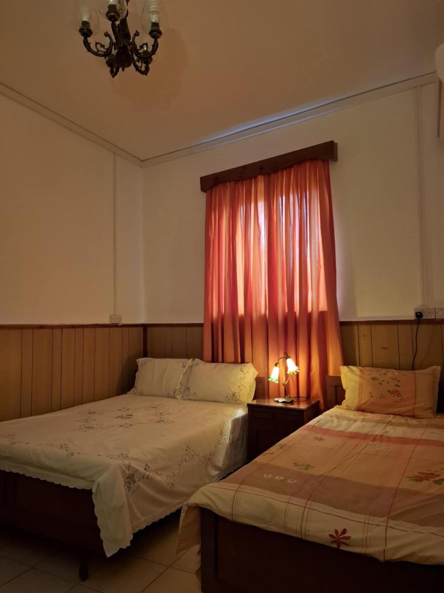 Mystery Garden Guest House Фамагуста Екстер'єр фото